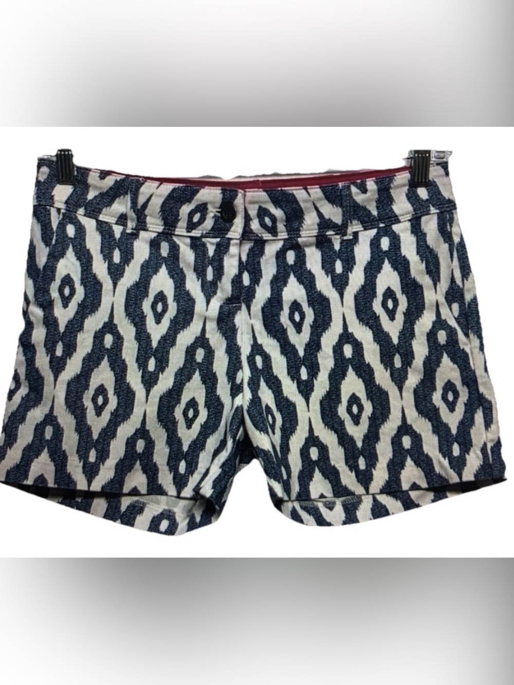 Isaac Mizrahi Women's Size 6 White/Blue Geometric Pattern Chino Shorts